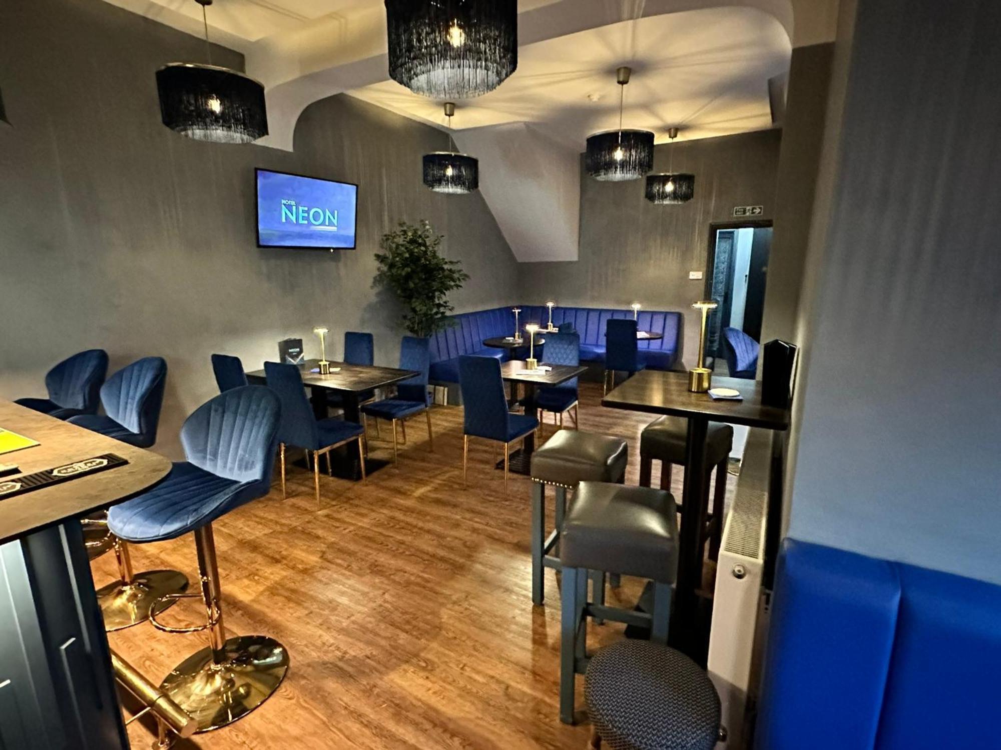 Hotel Neon Μπλάκπουλ Εξωτερικό φωτογραφία