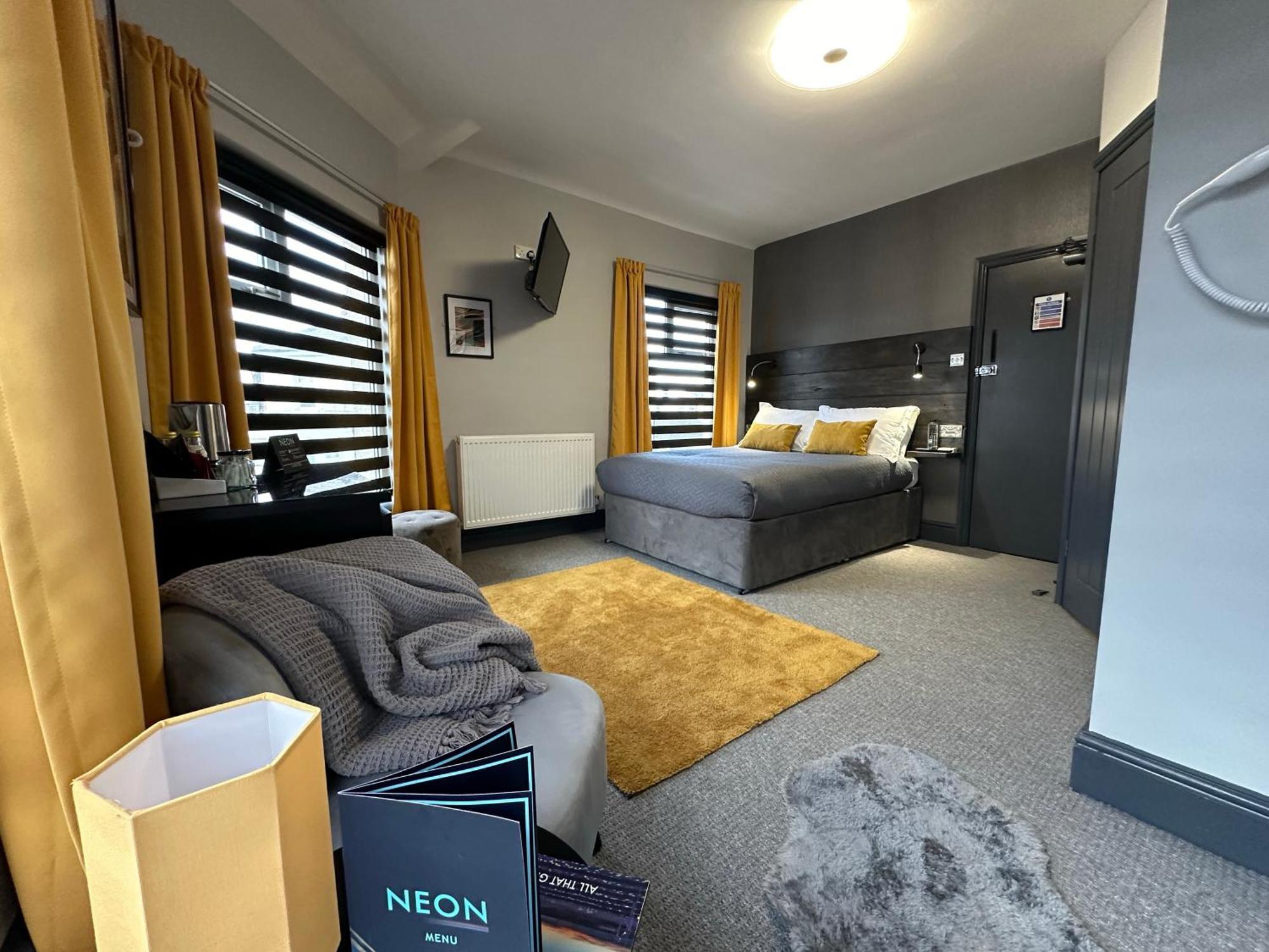 Hotel Neon Μπλάκπουλ Εξωτερικό φωτογραφία