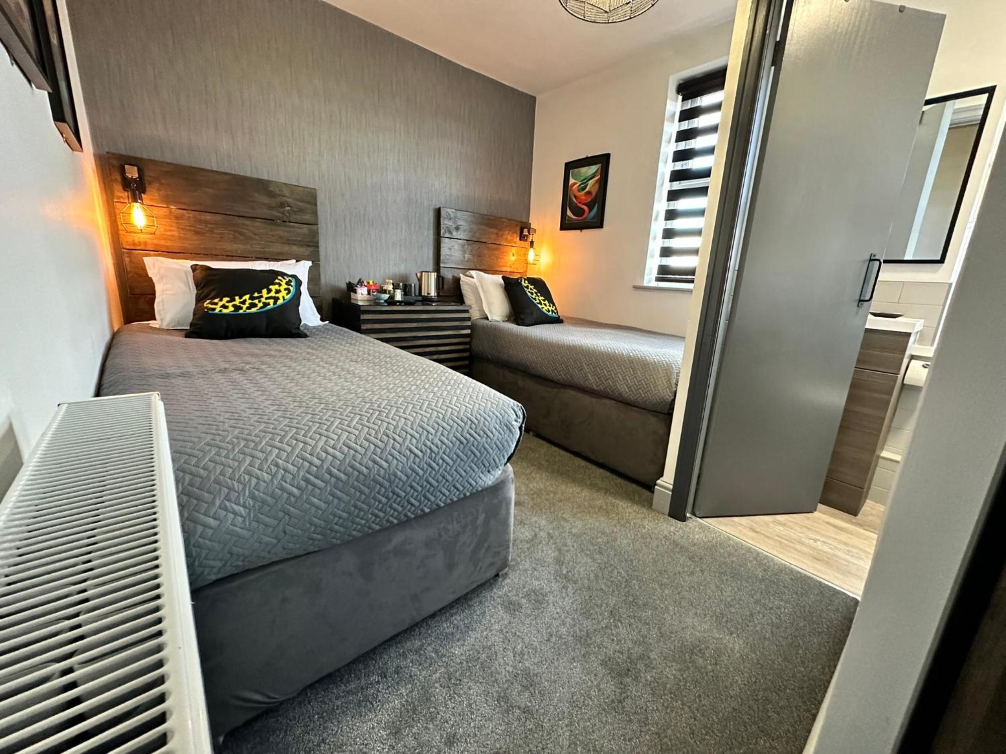 Hotel Neon Μπλάκπουλ Εξωτερικό φωτογραφία