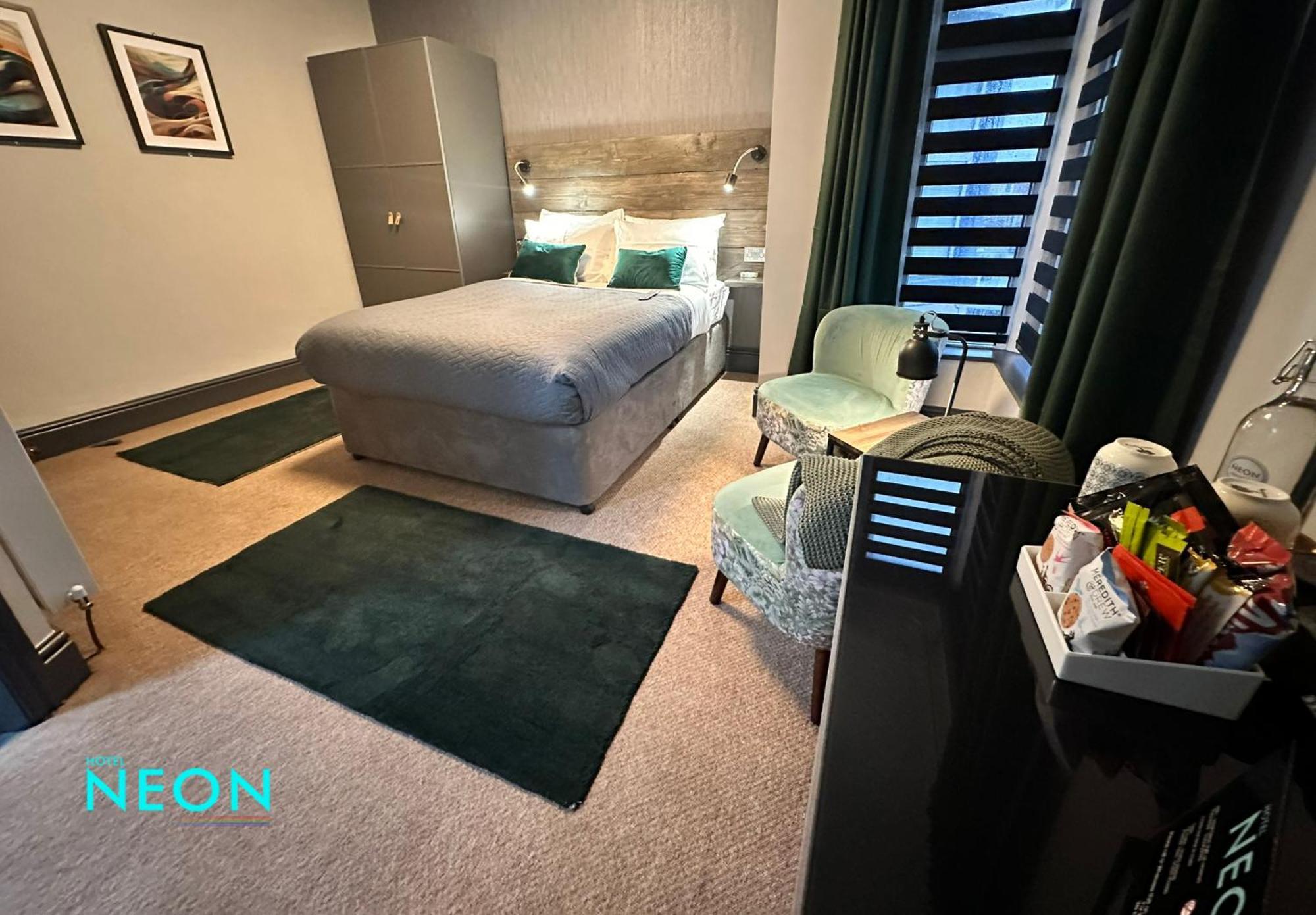 Hotel Neon Μπλάκπουλ Εξωτερικό φωτογραφία